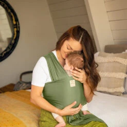 Lillebaby Dragonfly™ Wrap - Moss -Baby Products Sale Store 7 dragonfly moss 7157 1260x 0444b1cb 349b 4f89 b1ea 4c5bc7fe5b09