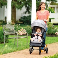 Graco® Breaze Lite™ Lightweight Stroller -Baby Products Sale Store 8CC8D480 7026 4D2A 83EF A726D1EBF63C