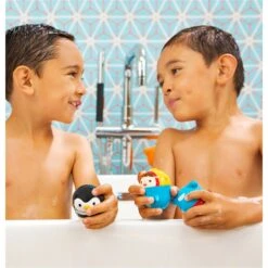 Munchkin CleanSqueeze™ Mold-Free Bath Squirts - Scuba/Shark -Baby Products Sale Store MK17280 Clean Squeeze 2pk Space