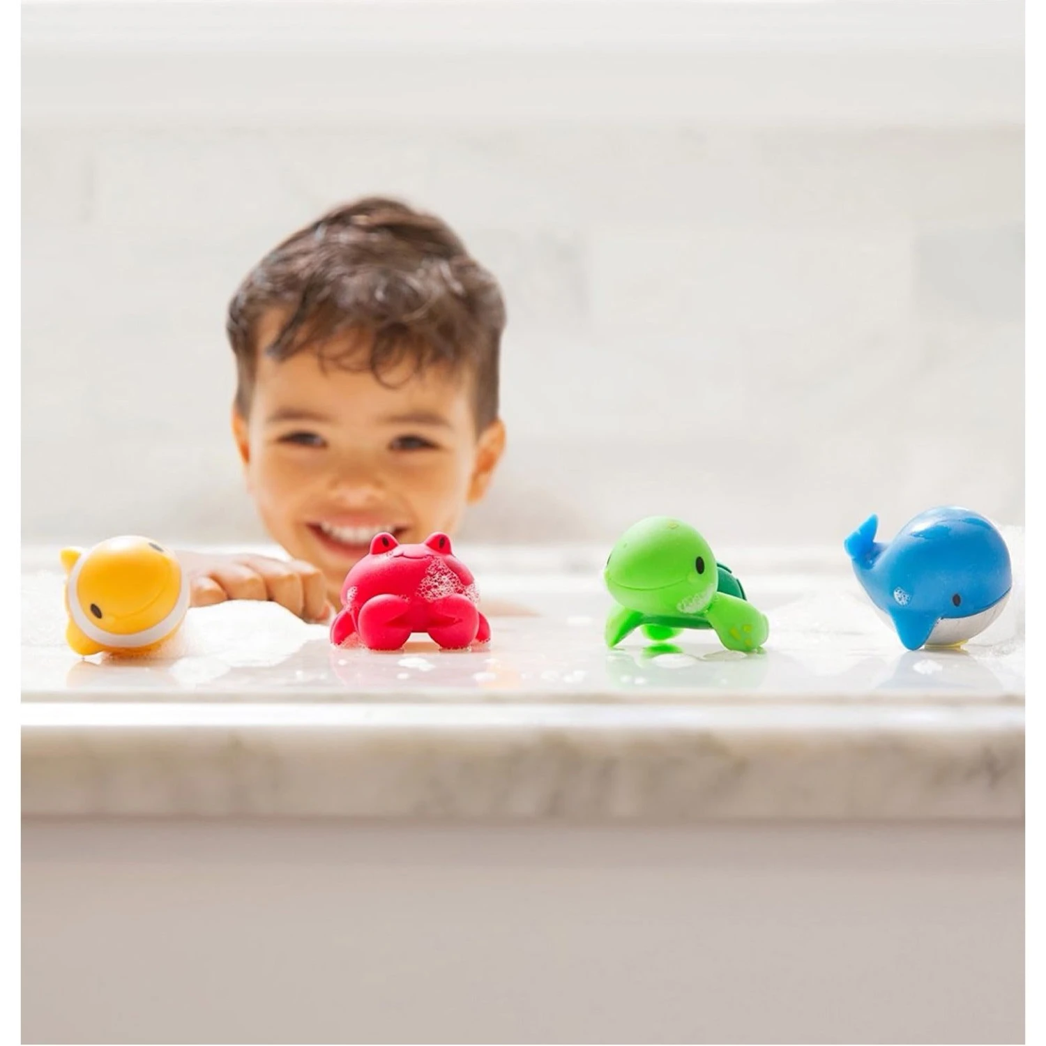 Munchkin Ocean™ Bath Squirts - 4pk 3 Munchkin Ocean™ Bath Squirts - 4pk - Image 3