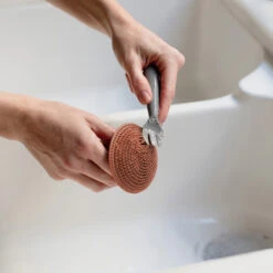 Ezpz Mushroom Sponge -Baby Products Sale Store Mushroom Sponge Lifestyle sienna 2